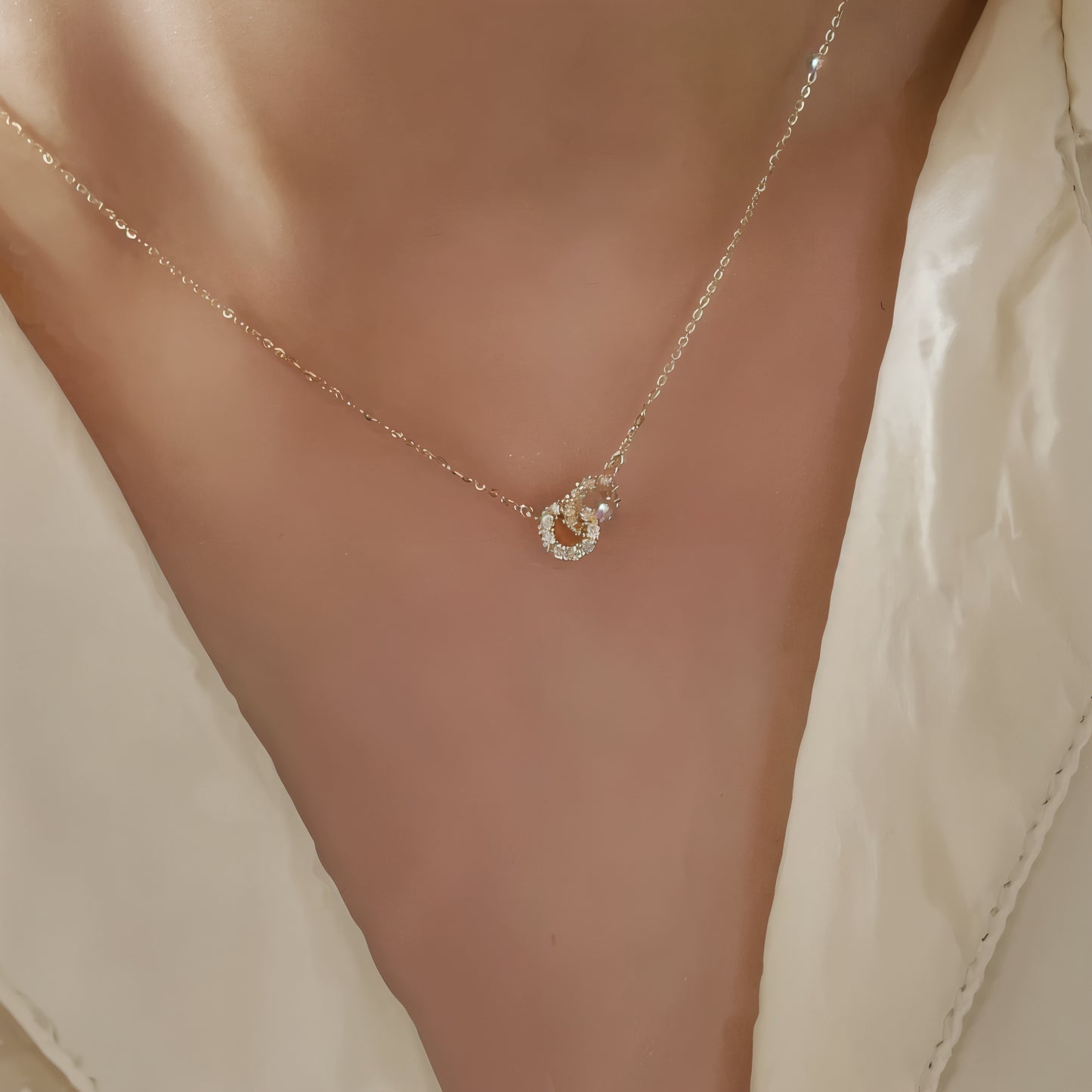 ORA Jewelry CY™ | Aurora Glow Pendant Necklace